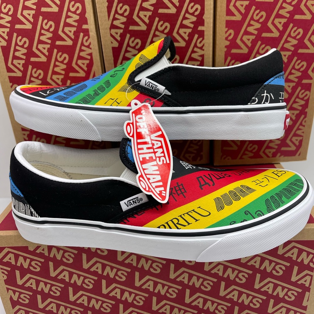 Vans WMNS Classic Slip-On (Vans Spirit)Multi/True White Sneakers 
VN0A4U38WK2 - Picture 6 of 16
